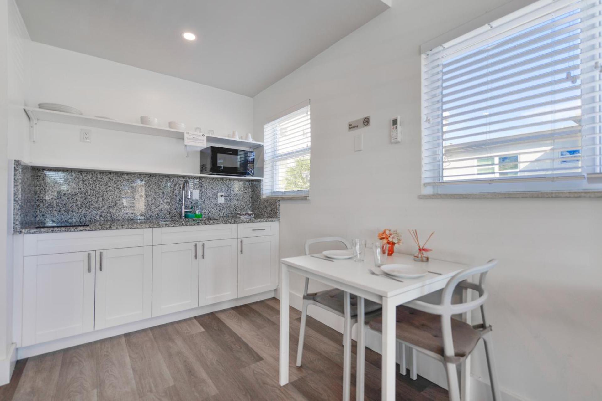 הוליווד Spacious Studio With Balcony And Parking At The Beach -M46 מראה חיצוני תמונה