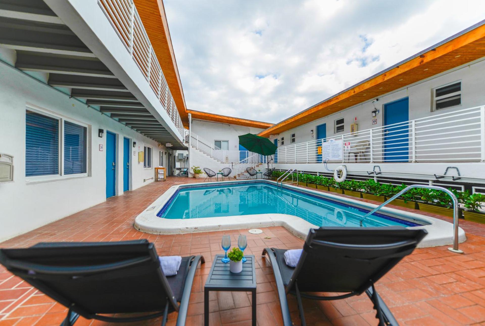 הוליווד Spacious Studio With Balcony And Parking At The Beach -M46 מראה חיצוני תמונה